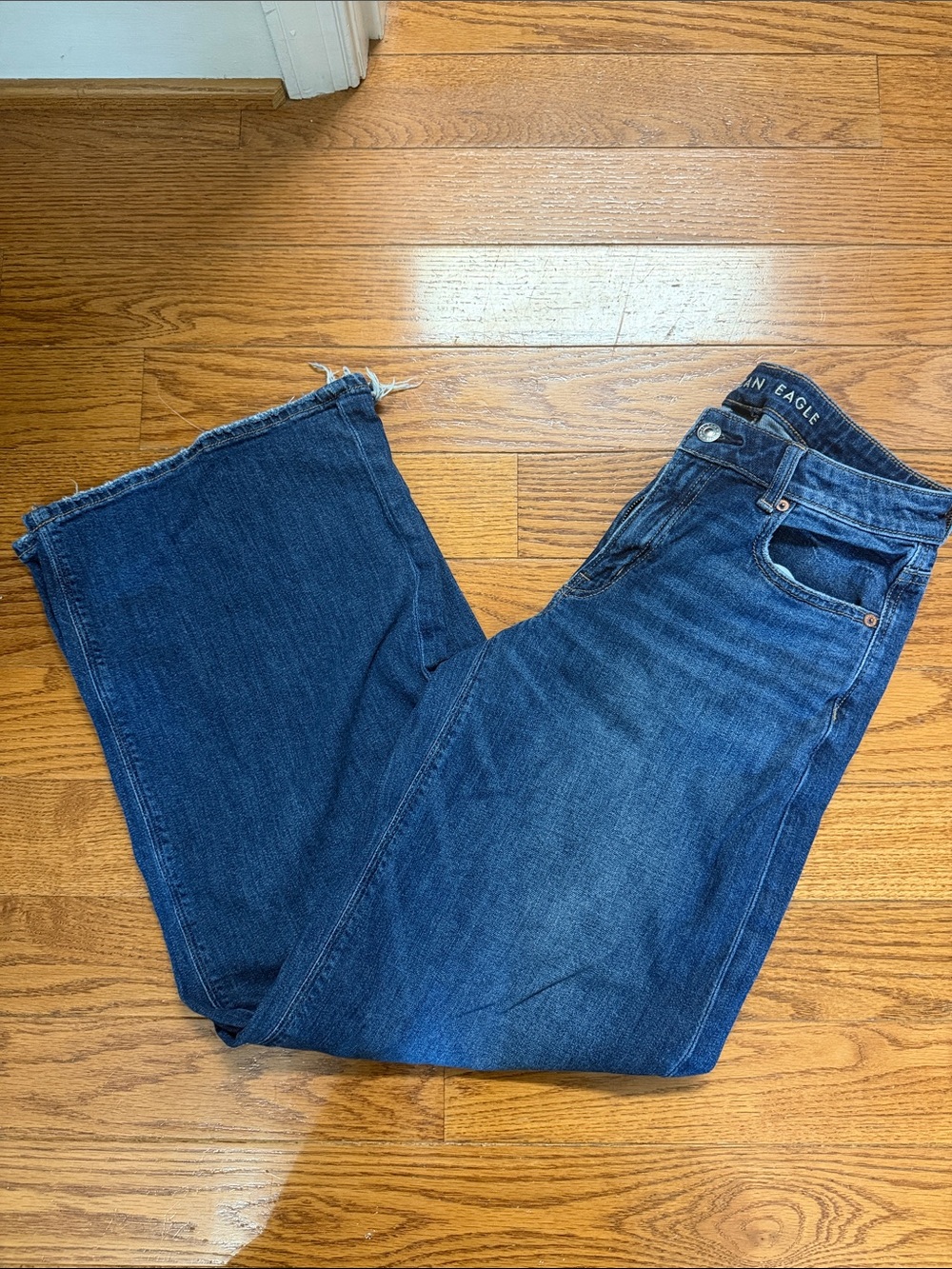 American Eagle Outfitters Women’s dreamy drape Wide Leg Jeans